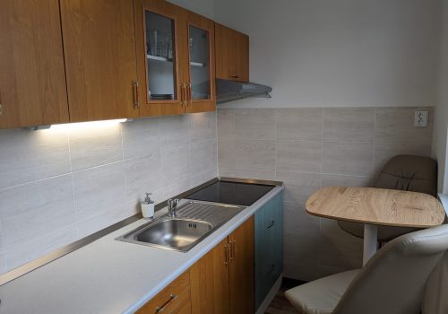 APARTMÁN***REVÚCA